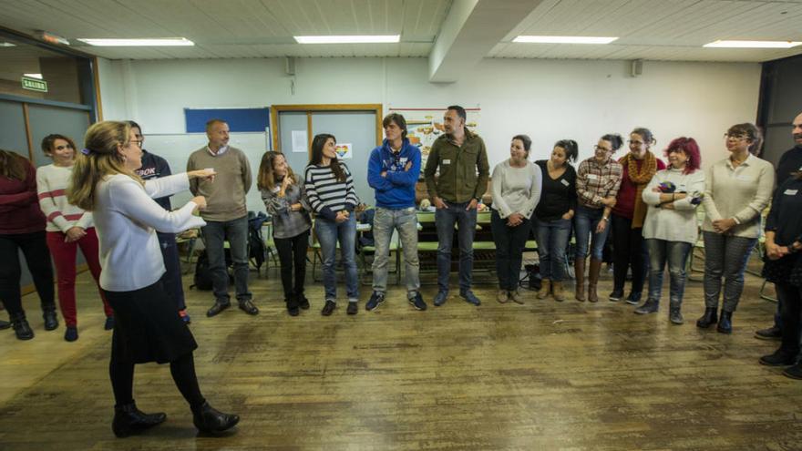 La forma de enseñar al profesorado está cambiando y los cursos van mucho más allá de escuchar sentado a un ponente.