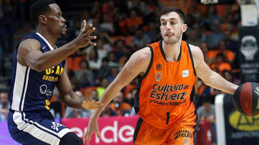 Sergi García, en un encuentro con el Valencia Basket.