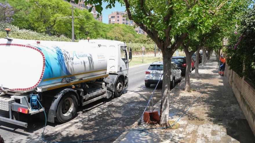 El Tribunal de Recursos Contractuales paraliza la tramitación de la nueva contrata de limpieza de Alicante