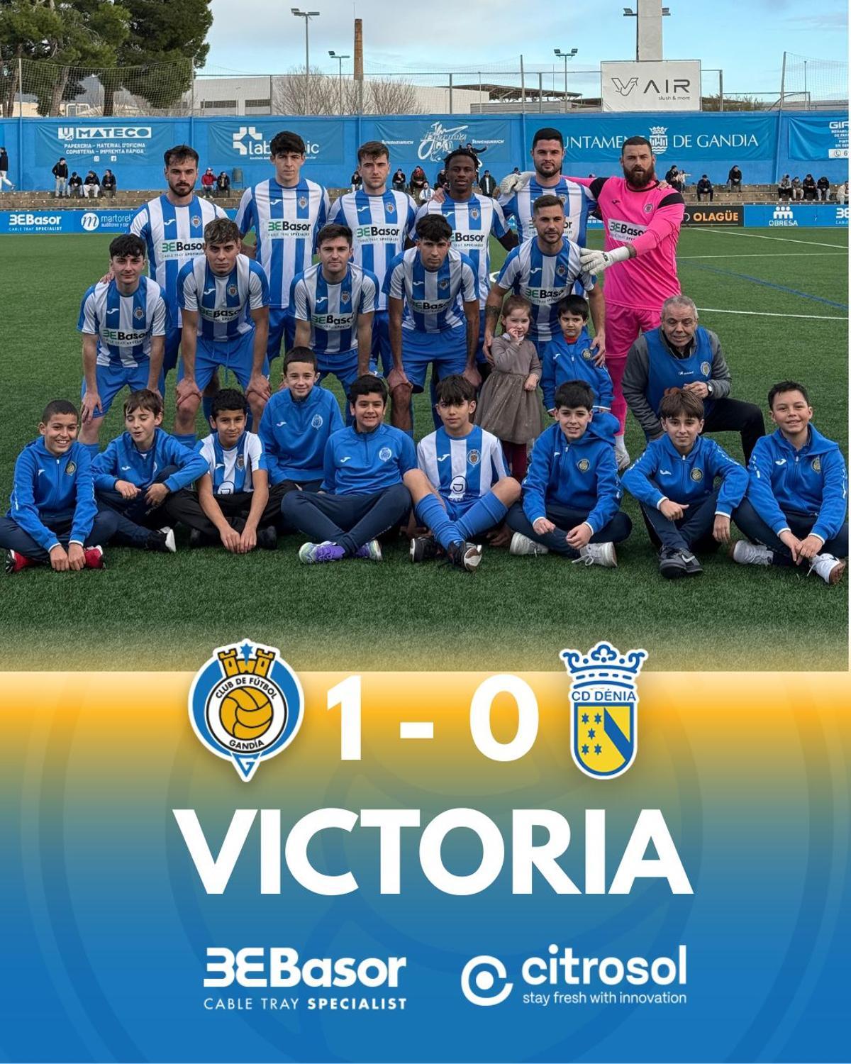 El primer equipo del CF Gandia con jugadores de la cantera