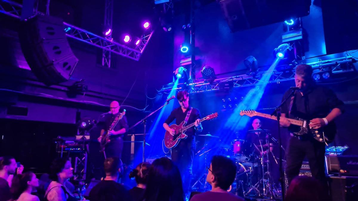 Momentos del concierto de Ambros Chapel
