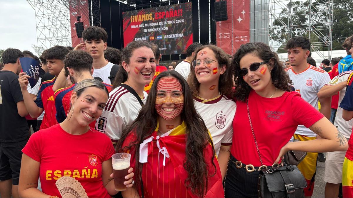 Gijón vive la final del mundial en el Hermanos Castro Gijón vive la final del mundial en el Hermanos Castro