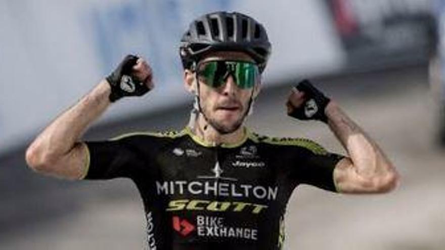 Simon Yates abandona el Giro