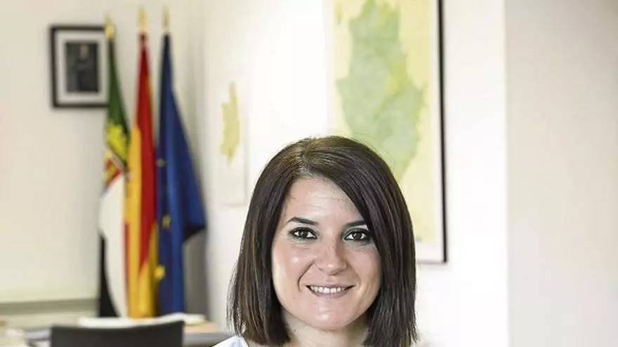 Rosa Balas, directora de la Comisión Ejecutiva de la Fundación Academia Europea de Yuste: "Los Erasmus defendemos una Europa multicultural y sin fronteras"