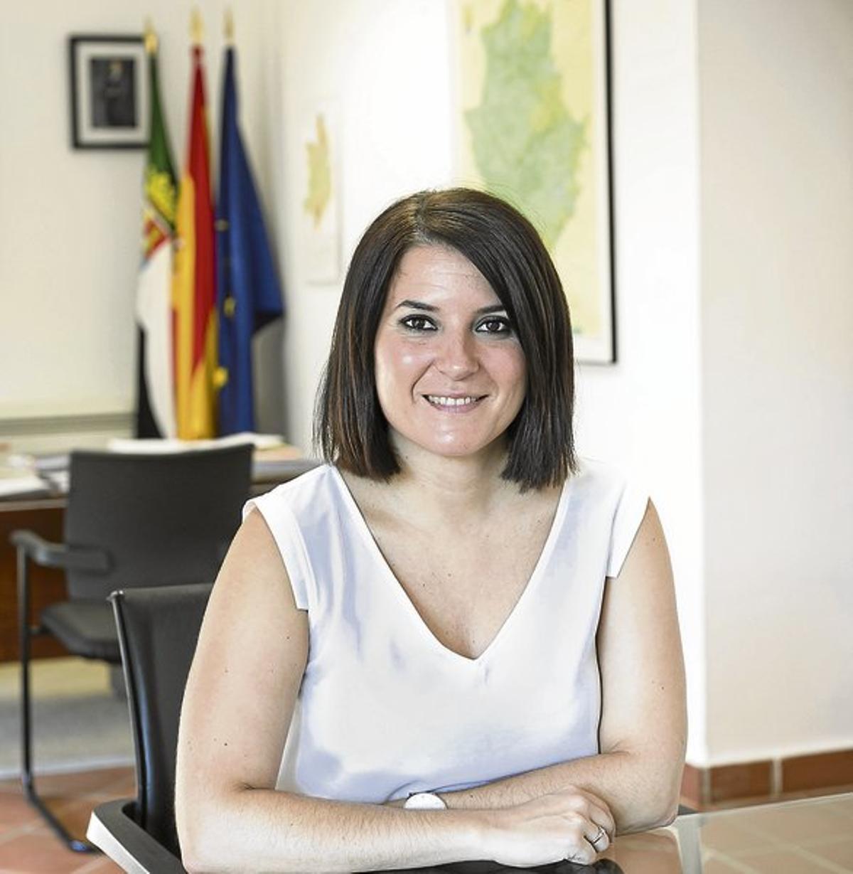 Rosa  Balas, directora de la Comisión Ejecutiva de la Fundación Academia Europea de Yuste: "Los Erasmus defendemos una Europa multicultural y sin fronteras"