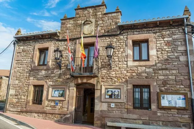 El pueblo más antiguo de Castilla y León tiene el primer Ayuntamiento de España