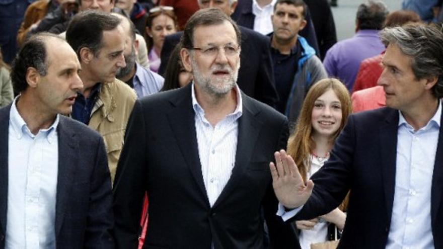 Rajoy dice que España necesita gobiernos "estables"