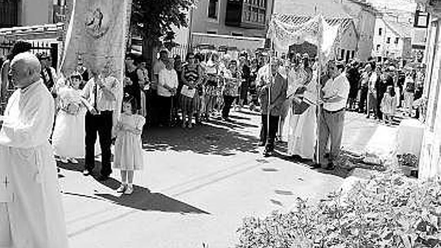 Pimiango celebra la Sacramental