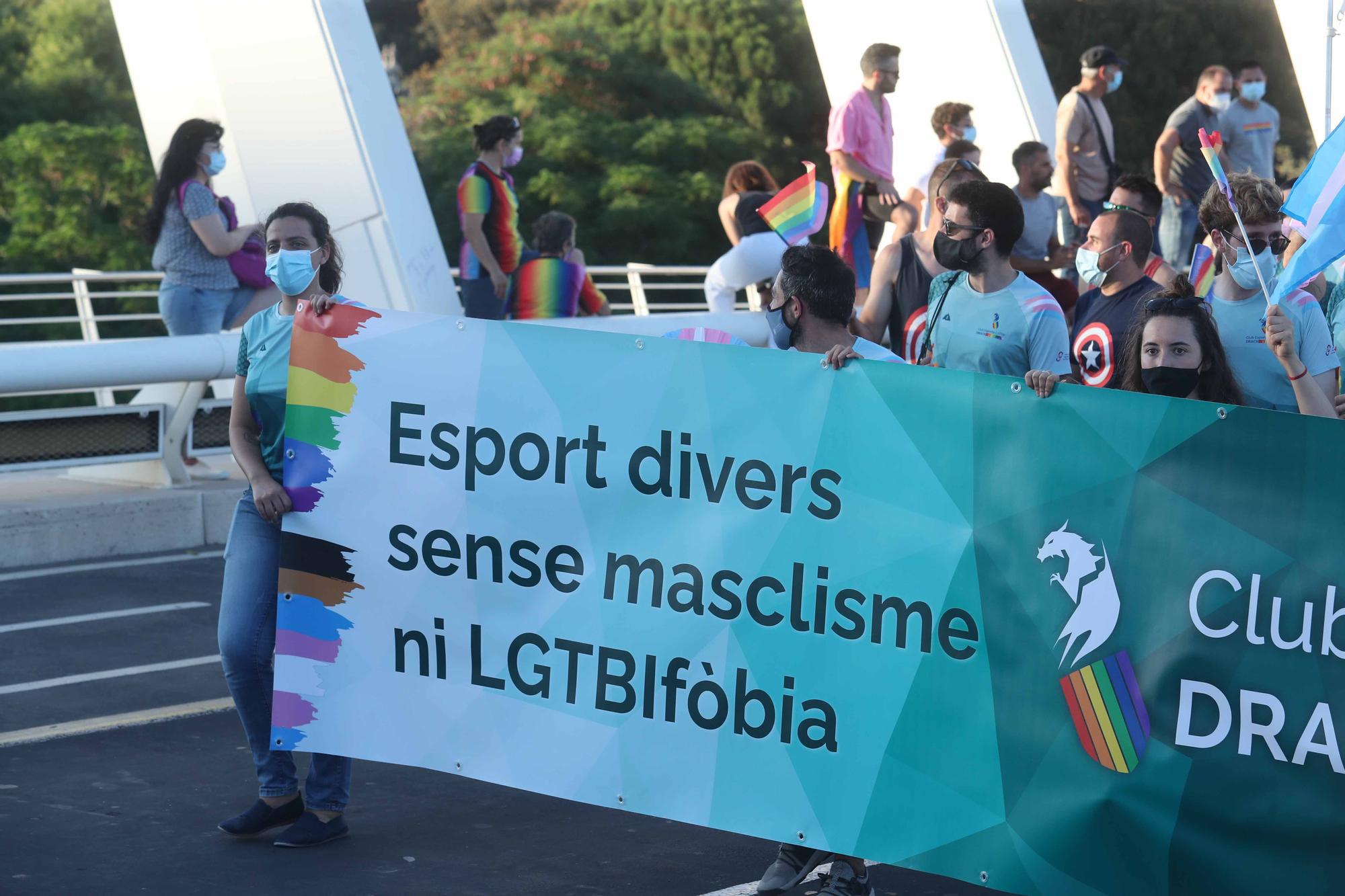 El mundo del deporte estuvo en el día del Orgullo LGTBI+ en València