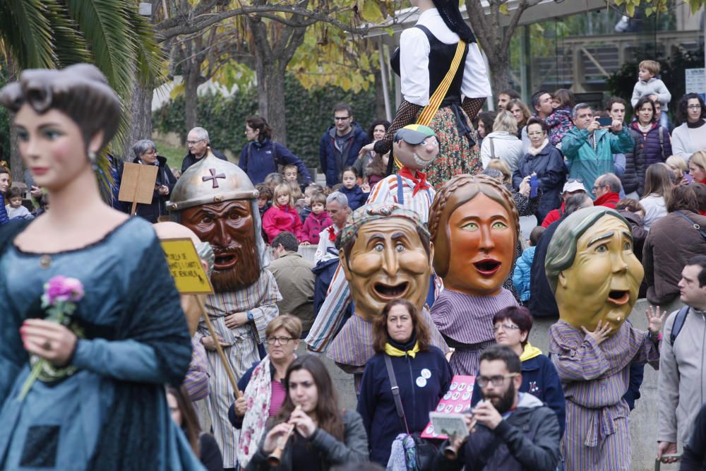 Plantada de gegants i cercavila a Girona