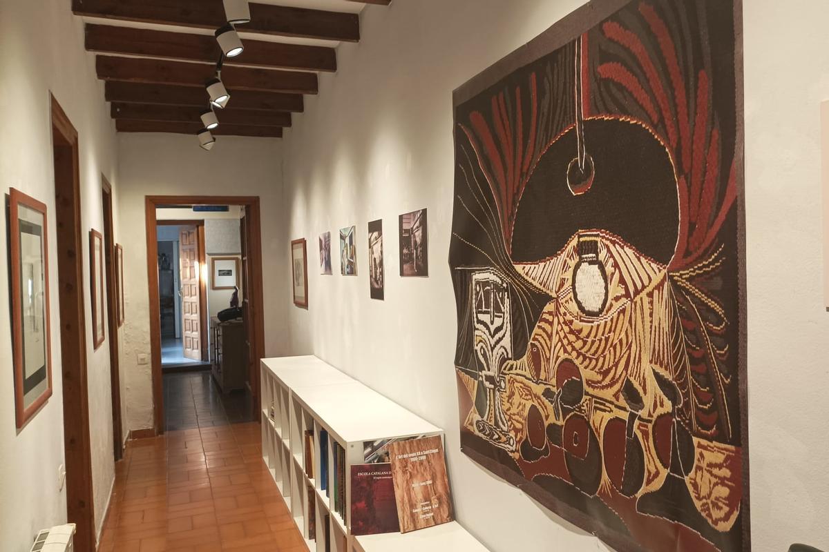 Tapiz 'nature morte au verre sous la lampe' de Pablo Picasso