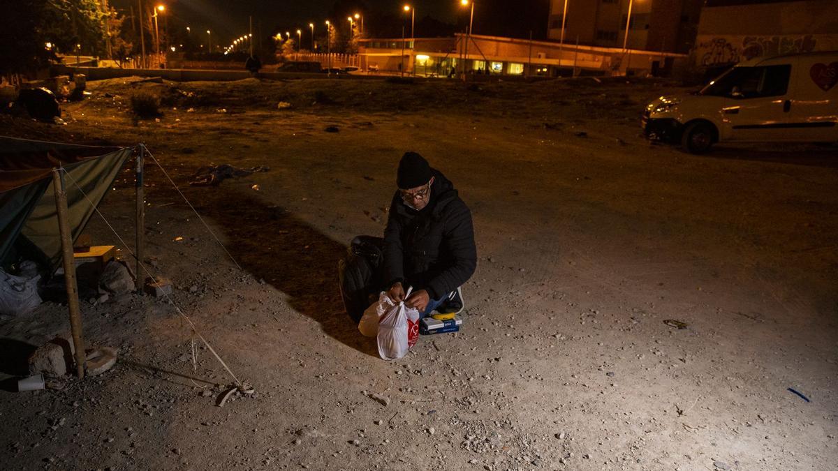 Alicante Gastronómica cocina 10.000 menús navideños para los más desfavorecidos