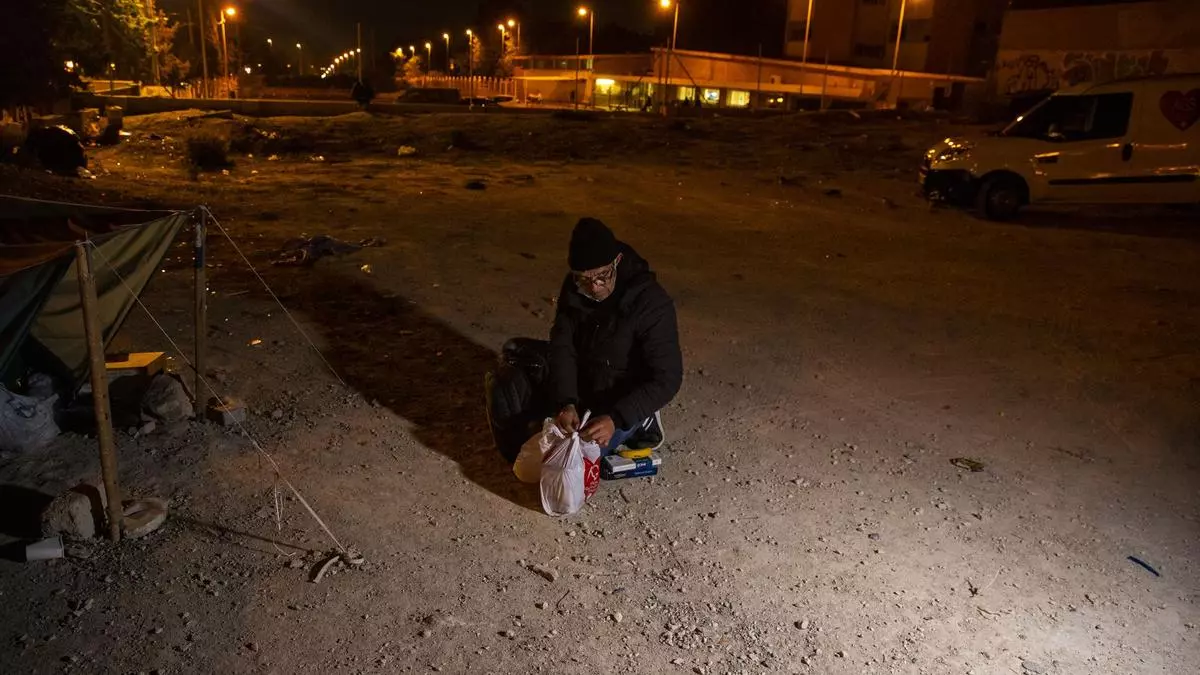 Alicante Gastronómica cocina 10.000 menús navideños para los más desfavorecidos