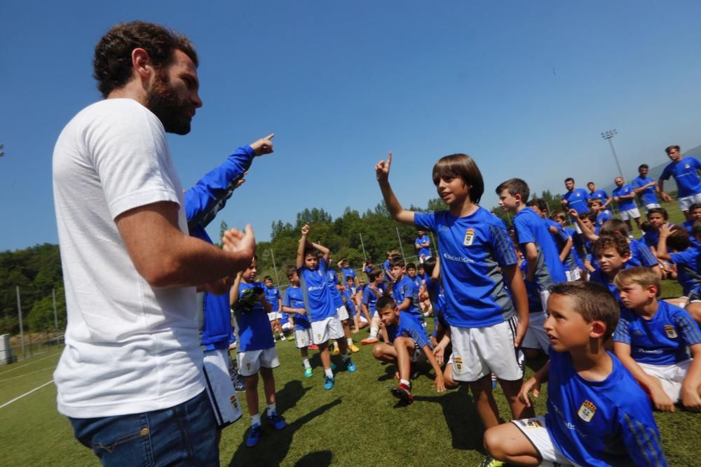 Juan Mata, en el Campus del Real Oviedo