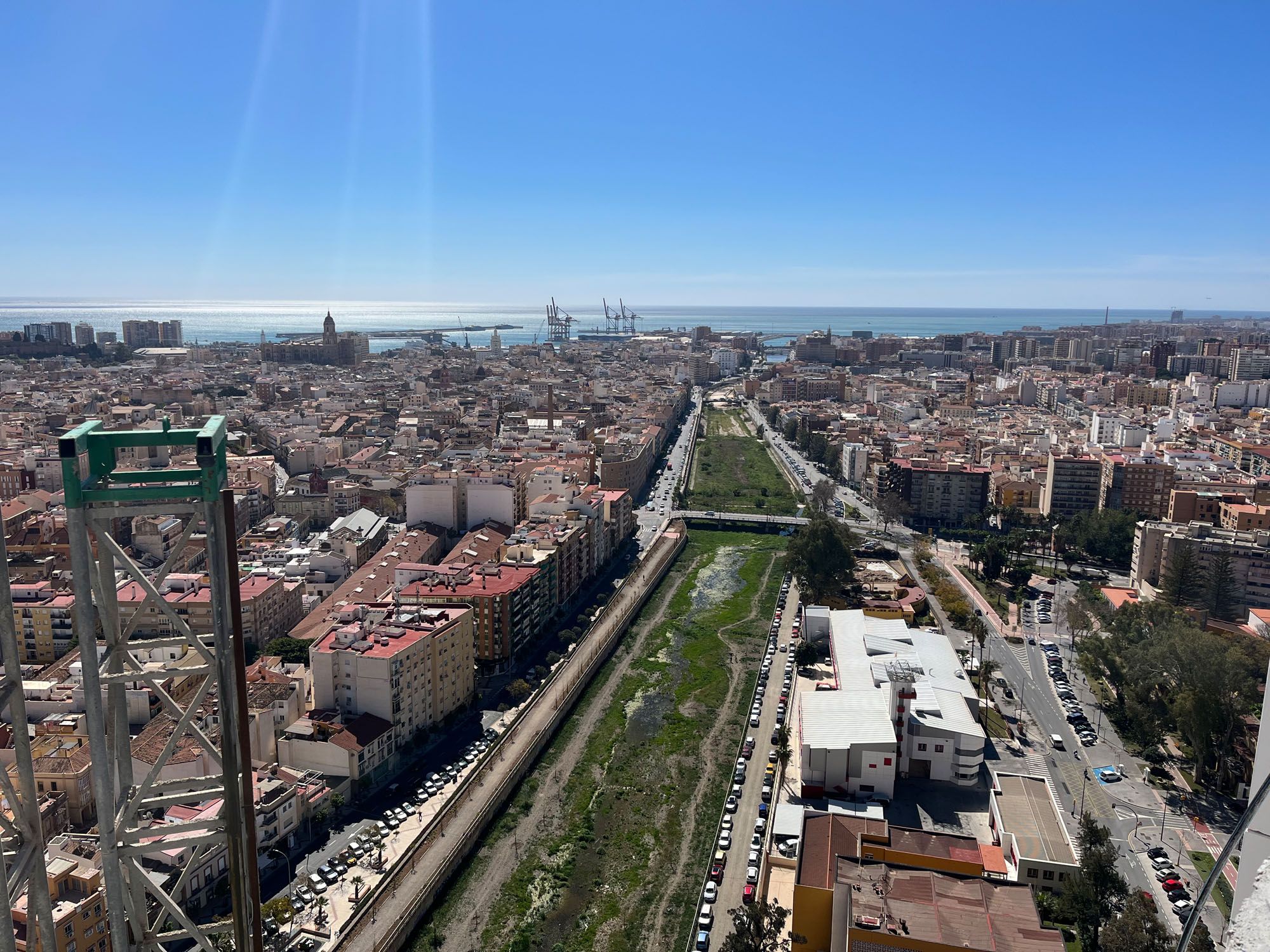 Así son las torres de Martiricos por dentro y las vistas de Málaga desde ellas