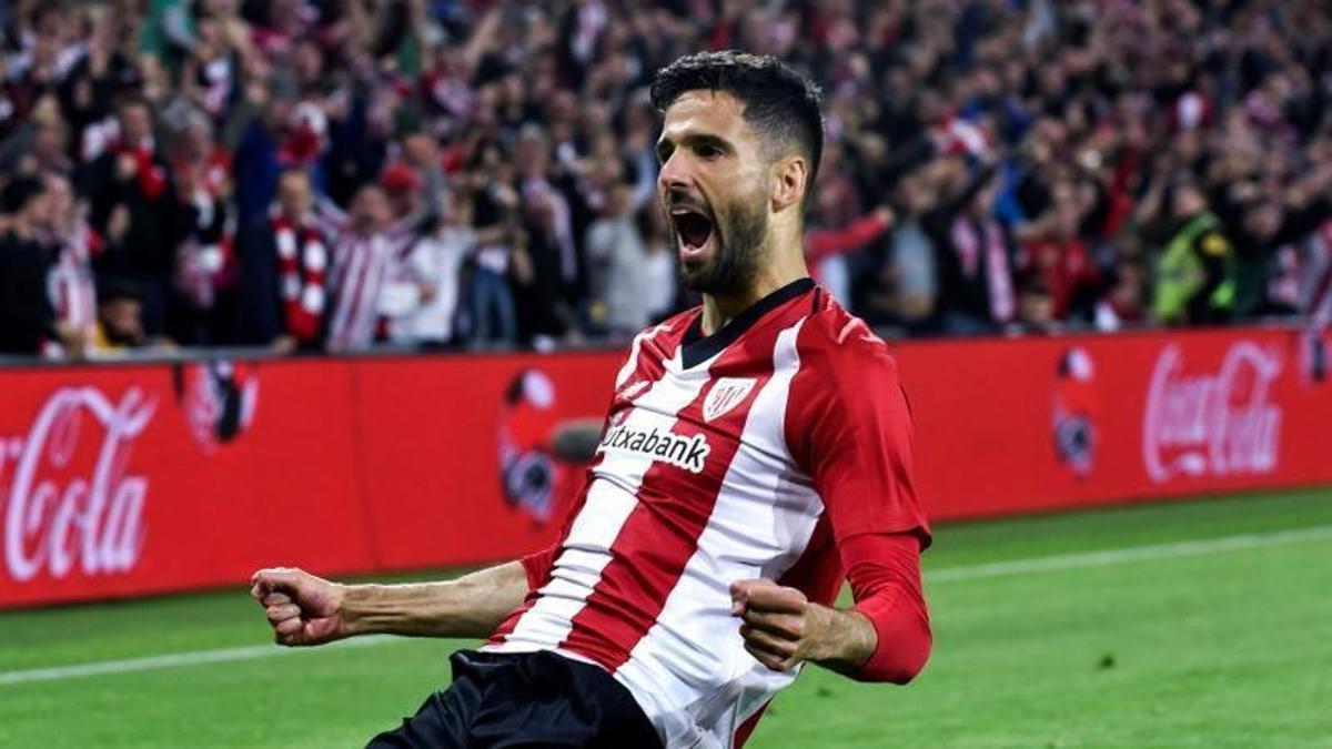 Kenan Kodro, celebrando un gol con el Athletic