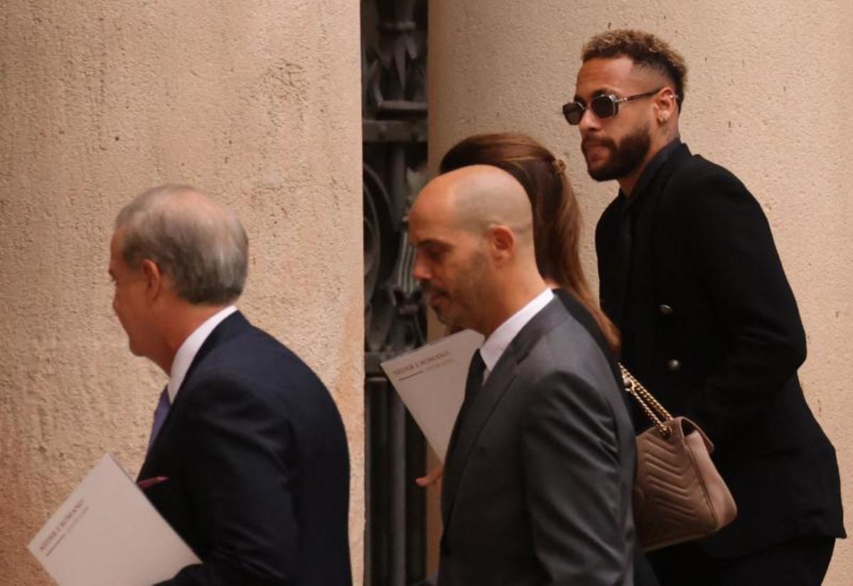 Juicio por el traspaso al Barça de Neymar.Jr, declaran también Rosell y Bartomeu
