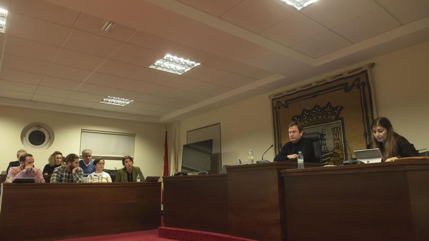 Sada aprueba a la segunda el POS con la abstención de PP y PSOE