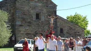 Las campanas de Muelas de los Caballeros vuelven a sonar por el Cristo