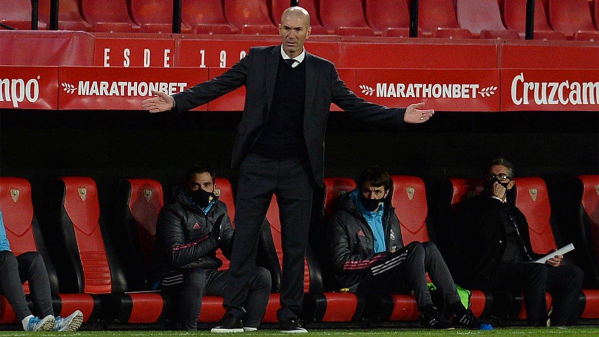 Zidane decidió hacer solo un cambio en Sevilla