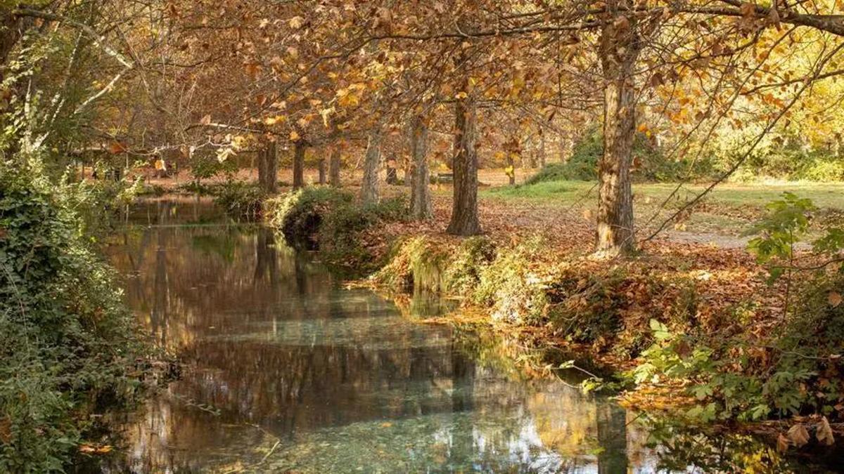 El otoño invade las Fuentes del Marqués de Caravaca.