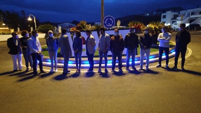 Inauguración de la primer rotonda con iluminación Led de Canarias en Agaete