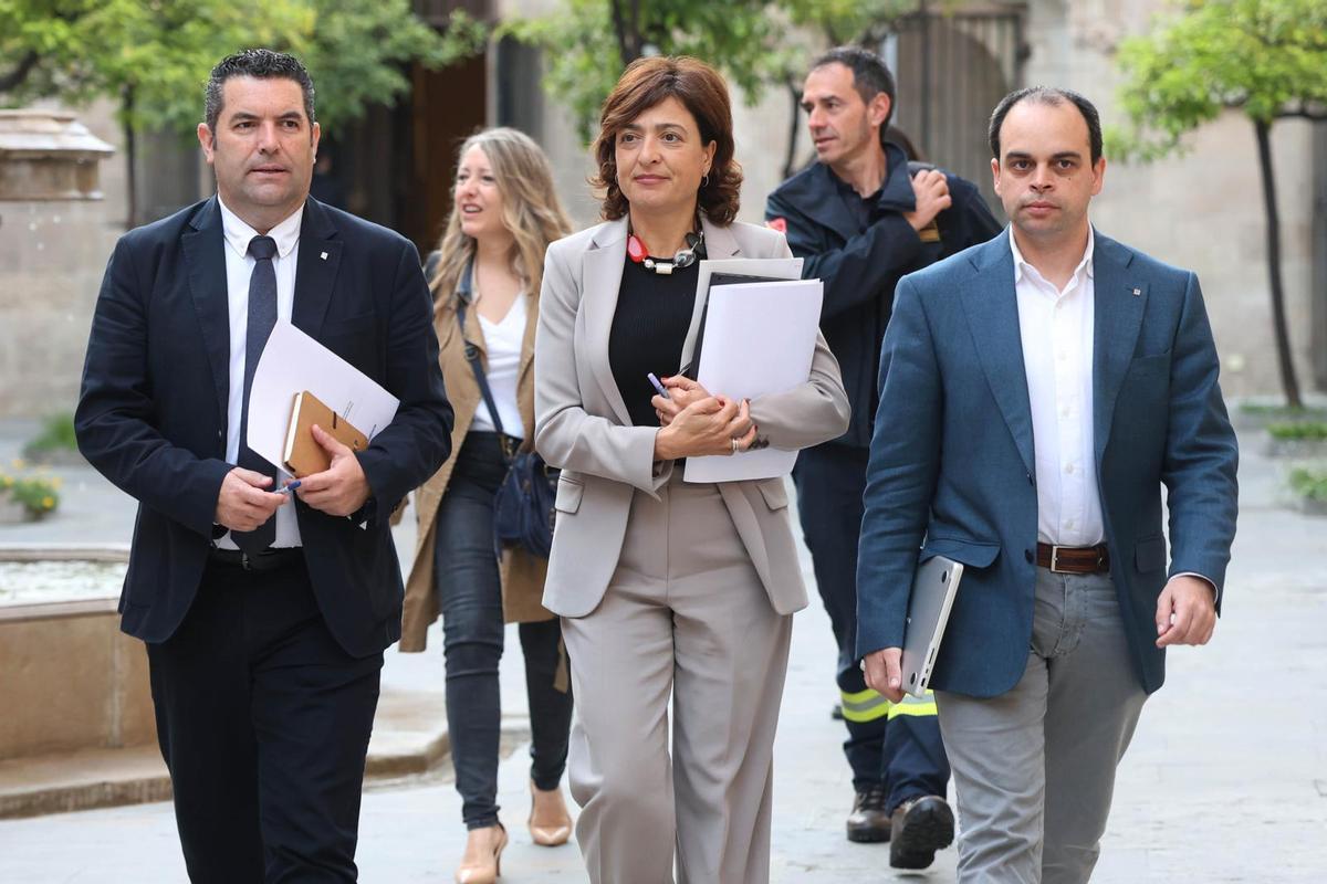 Xavier Amor (Governs Locals), Eva Giménez (secretaria general Presidència) y Albert Tort (Telecomunicaciones).