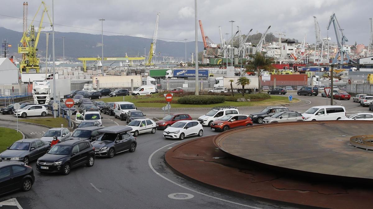 La zona de Beiramar se colapsa por el cierre del túnel