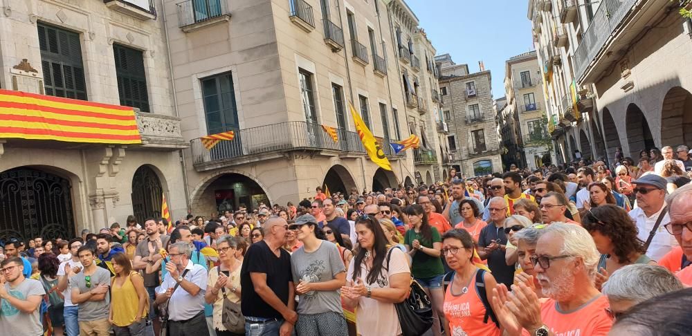 Acte de l'11 de setembre a la plaça del Vi de Girona organitzat per l'ADAC i el Forn