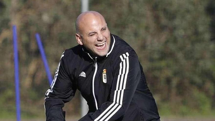 Vuelco en el banquillo del Real Avilés: el club se plantea un relevo para Sánchez Murias
