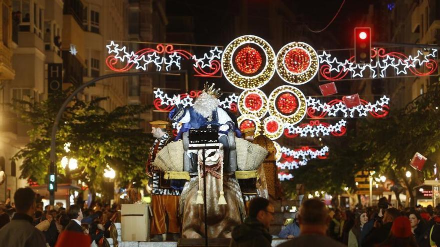 Ucranianos y rusos se unen en los espectáculos de la Cabalgata de Reyes Magos de Alicante