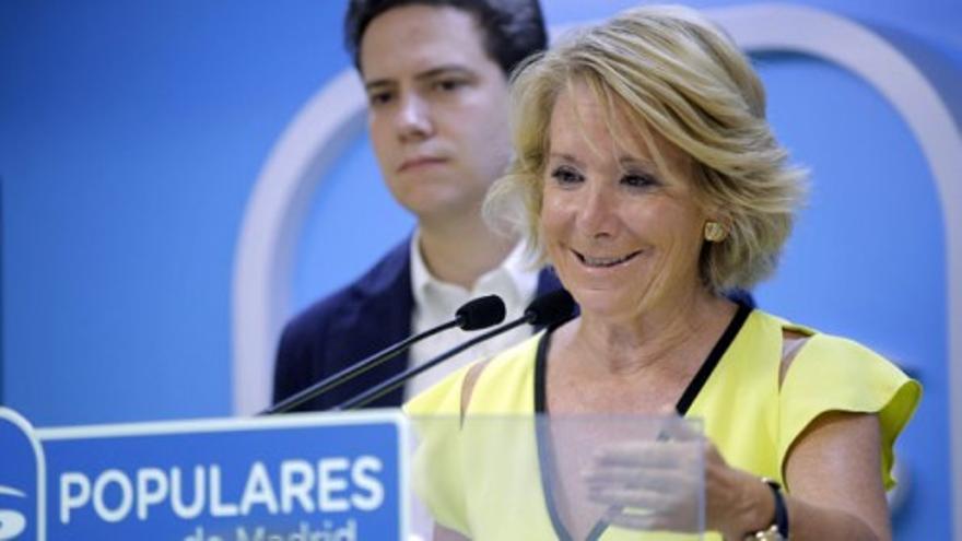 Aguirre reconoce que hay un candidato del PSOE "guapísimo"...