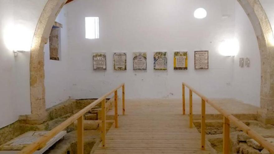 El interior de la antigua ermita de conquista de Sant Joan.