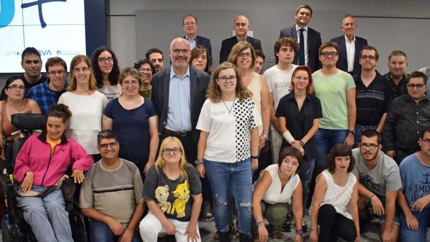 Exalumnes del programa UniversiMÉS qualifiquen l&#039;experiència com a altament transformadora