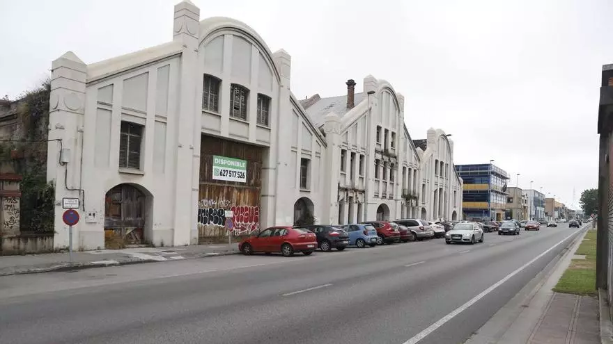 De un almacén "como el de Amazon" a residencia universitaria del siglo XXI: la singular historia de las naves de Balsera de Avilés