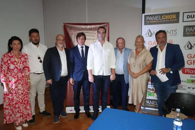 Villena presenta el cartel de la corrida de Manzanares, Roca Rey y Alfredo Bernabéu