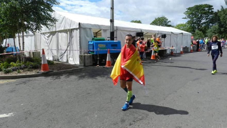 El valenciano Iván Penalba completa 205 kilómetros lesionado