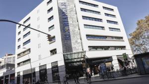 El Triangle de plaça Catalunya fusionarà botigues i es replanteja la venda de llibres i discos
