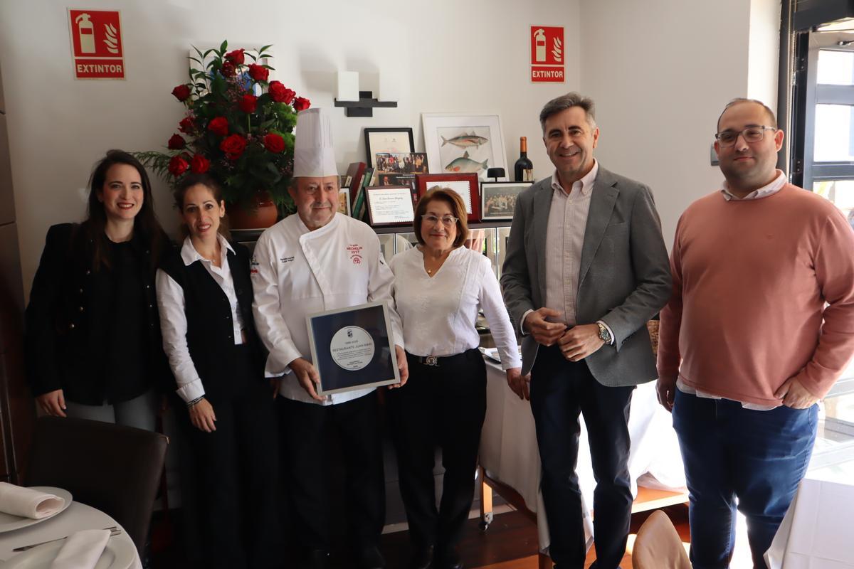 San Pedro del Pinatar rinde homenaje al histórico restaurante Juan Mari