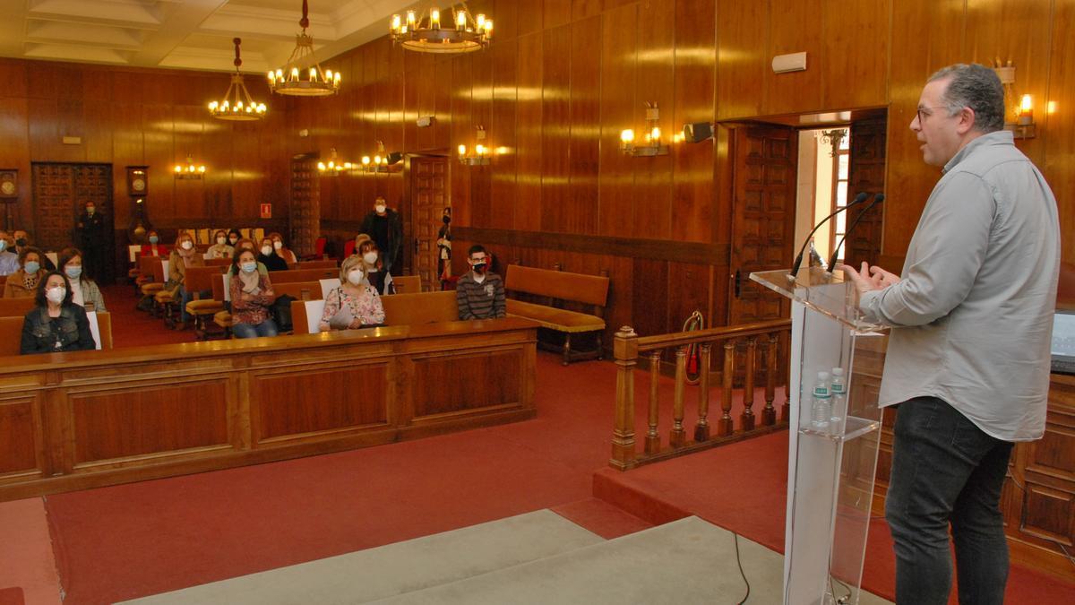 Entrega de las tablets con la nueva aplicación de turismo en la Diputación de Zamora.