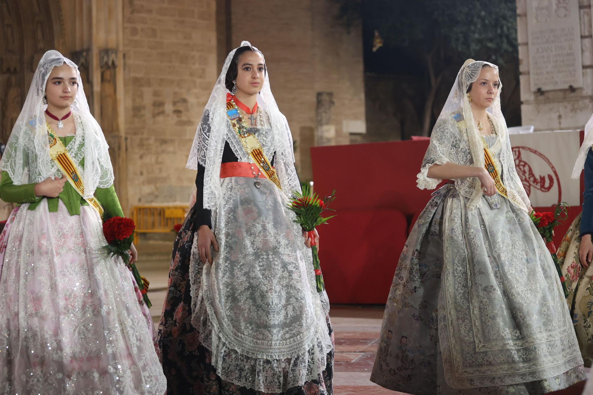 Búscate en el segundo día de la Ofrenda en la calle San Vicente entre las 20 y las 21 horas