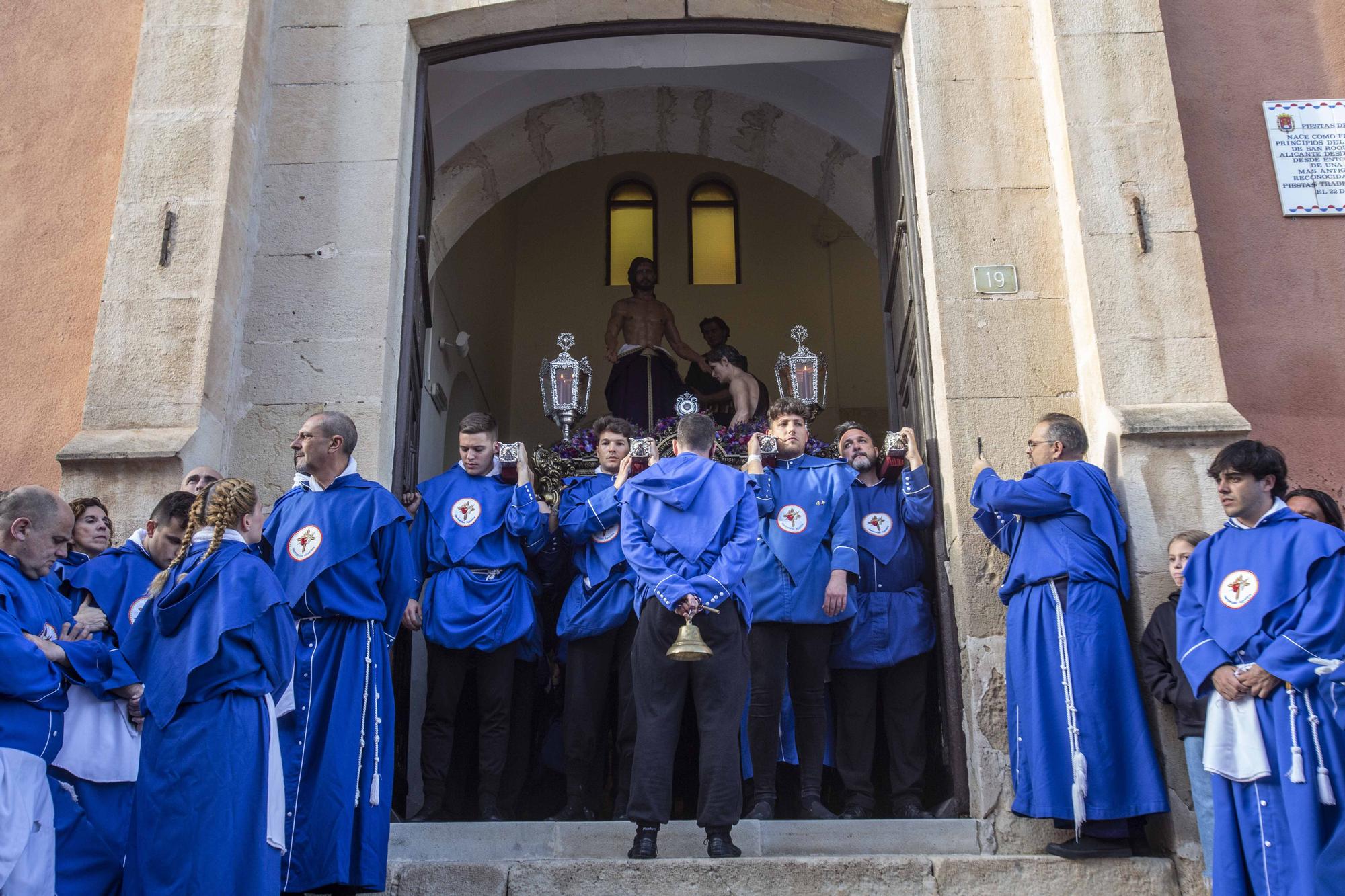 Hermandad Agustina procesiona el Lunes Santo por las calles del casco antiguo