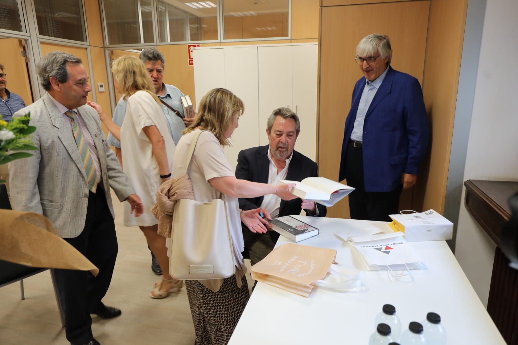 Presentación del libro de Juan Alberto Belloch en Zaragoza