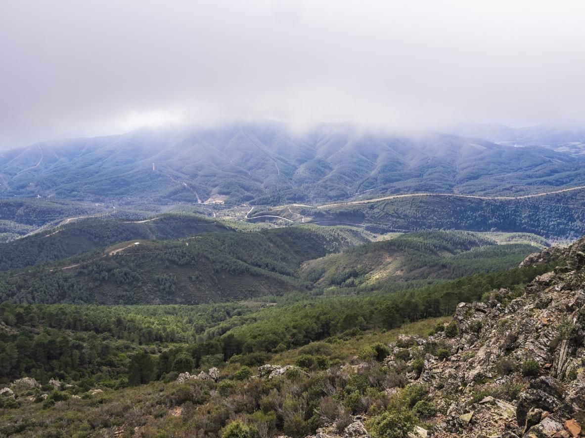 Vista panorámica de la comarca de Las Hurdes desde el Valle de Batuecas.