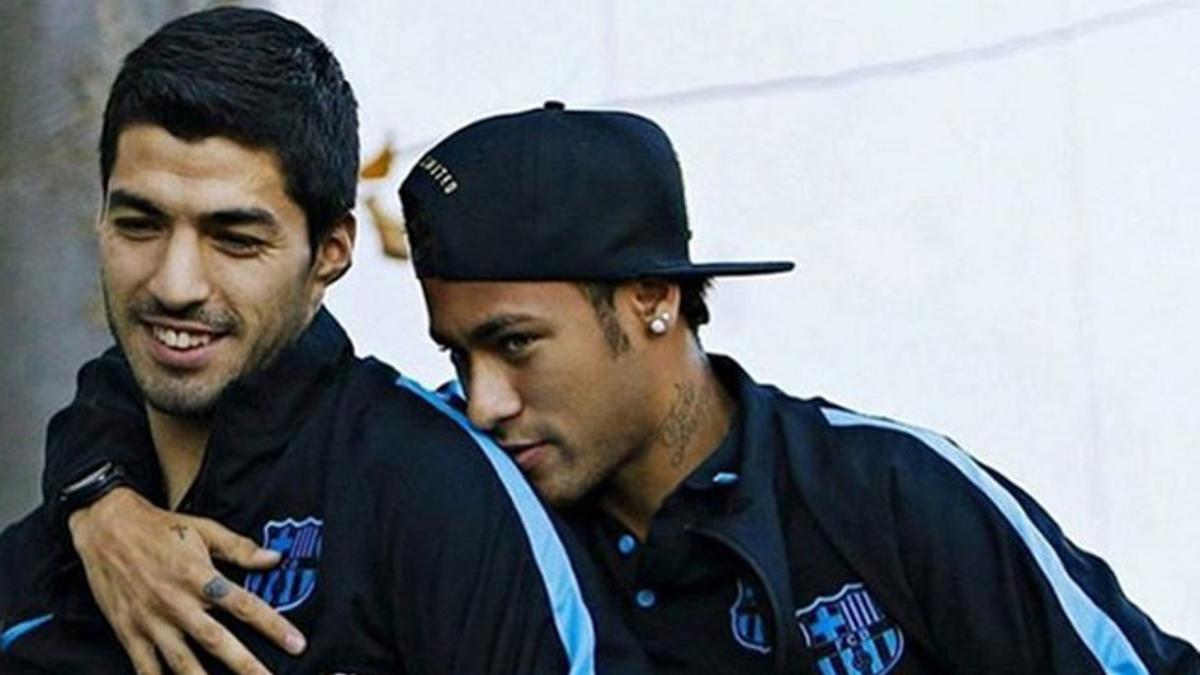 Neymar felicitó a Luis Suárez