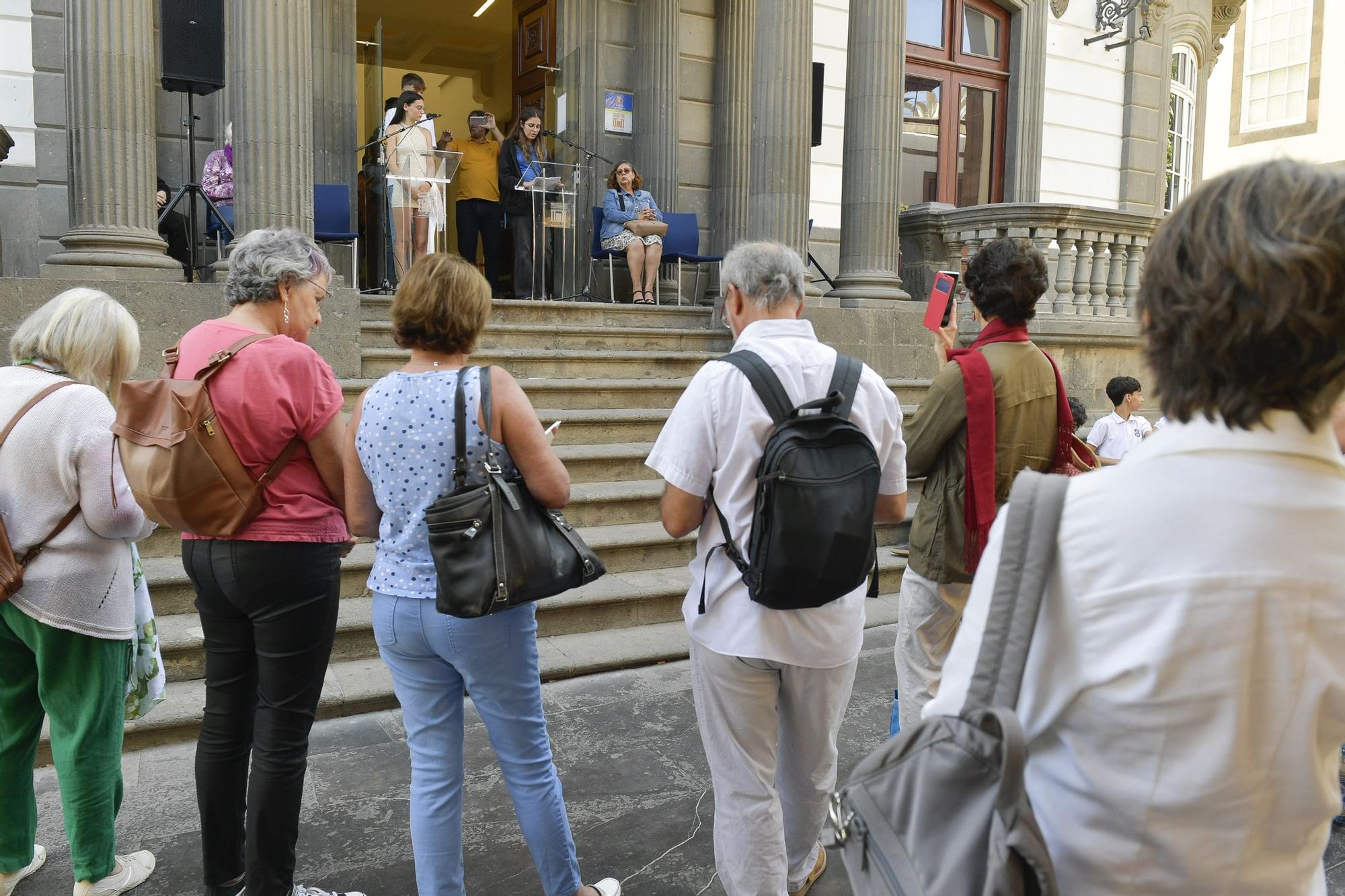 Lectura pública de 'El Principito' en la Plaza de las Ranas