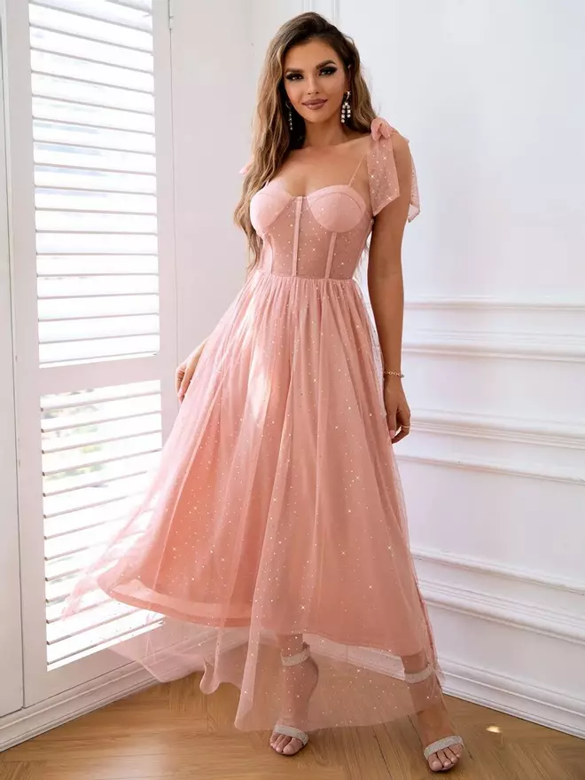 Vestido midi de tirantes con corsé y transparencias