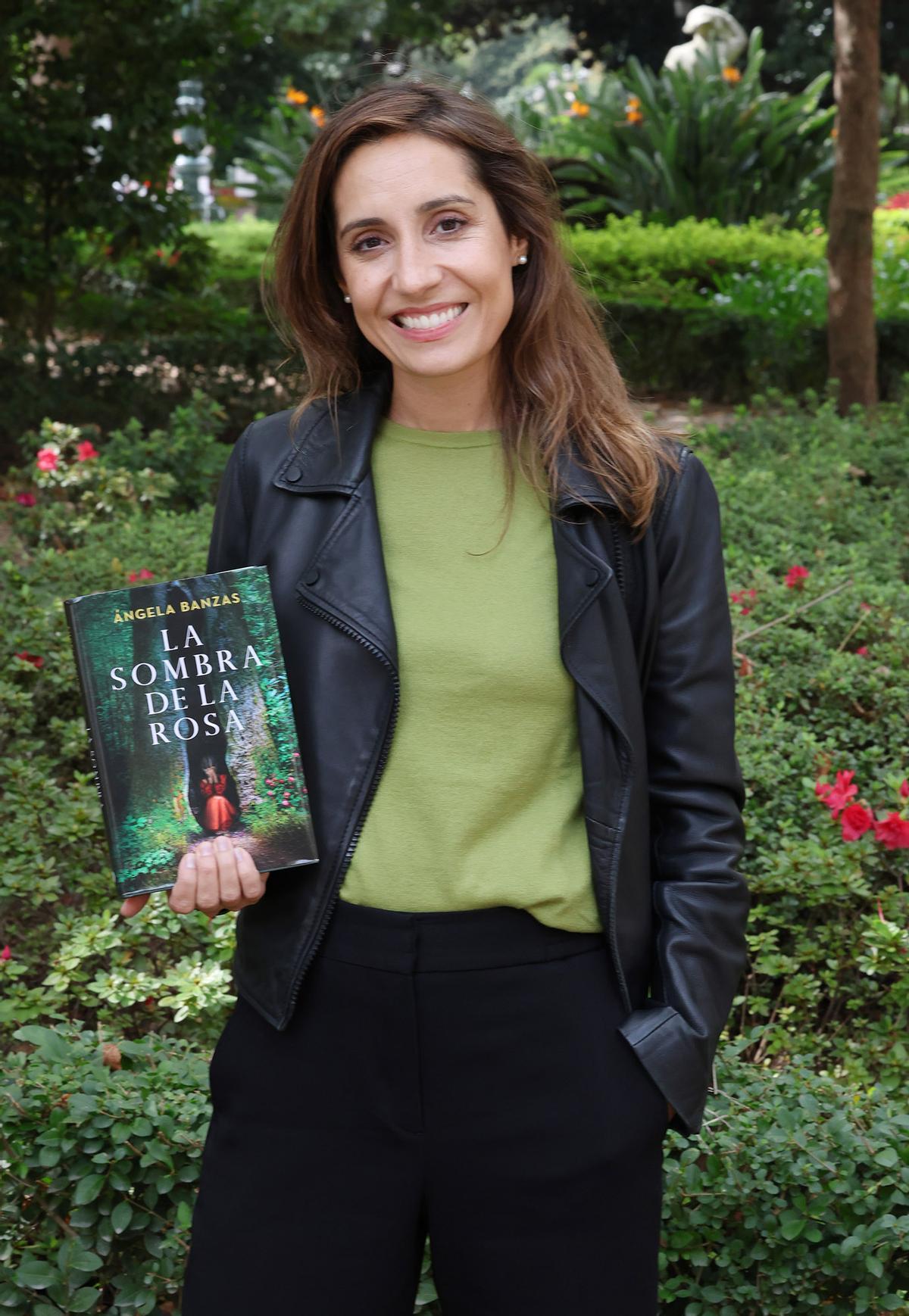 La autora santiaguesa Ángela Banzas.