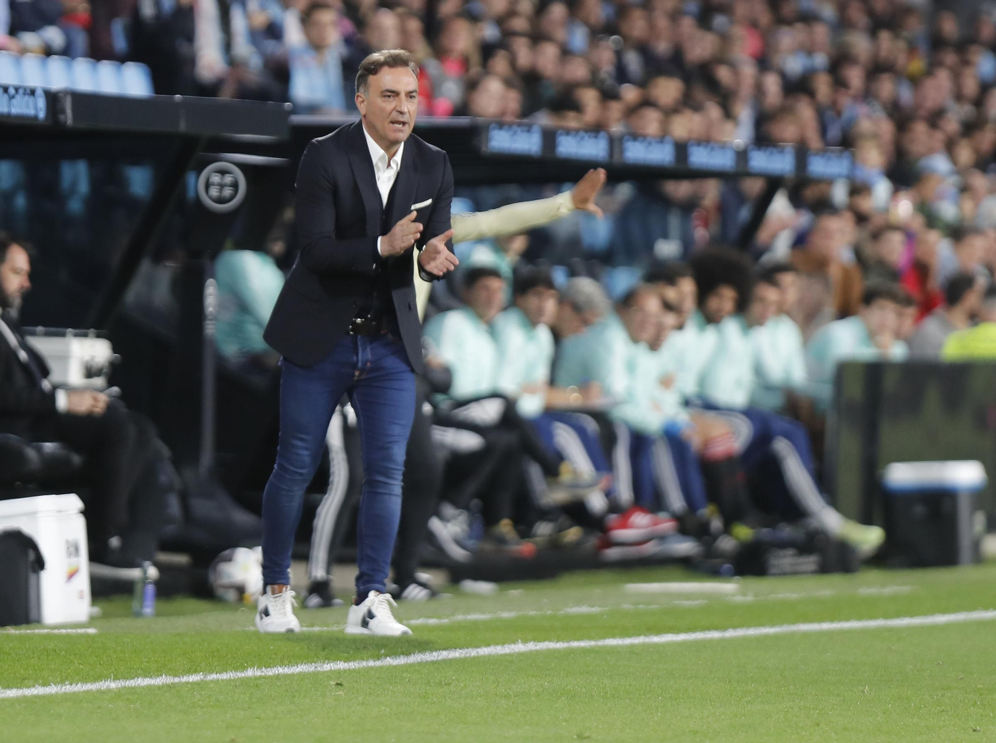 El Celta destituye a Carlos Carvalhal