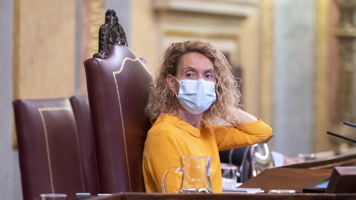 La presidenta del Congreso, Meritxell Batet, en una sesión plenaria del Congreso de los Diputados, a 11 de noviembre de 2021, en Madrid, (España). El Pleno del Congreso de los Diputados elige este jueves a los candidatos pactados por el PSOE y el PP para cubrir los puestos del Tribunal Constitucional y el Tribunal de Cuentas que habían caducado, así como al nuevo Defensor del Pueblo, que llevaba pendiente de renovación desde julio de 2017. 11 NOVIEMBRE 2021;CONGRESO;DEFENSOR DEL PUEBLO;TRIBUNAL;CANDIDATOS;DIPUTADOS;PLENO Alberto Ortega / Europa Press 11/11/2021